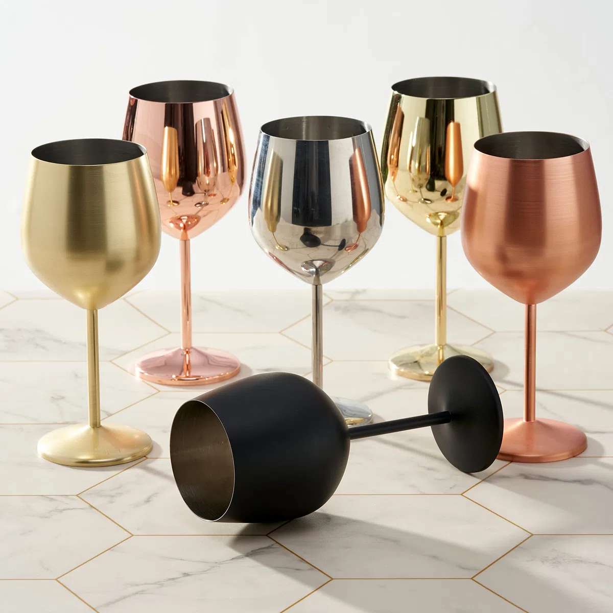 OS Oak & Steel - 4 Eleganti Bicchieri Da Vino In Acciaio Inossidabile, 500 Ml - Set Regalo Di Calici Infrangibili, Per Matrimoni, Anniversari, Feste Di Compleanno