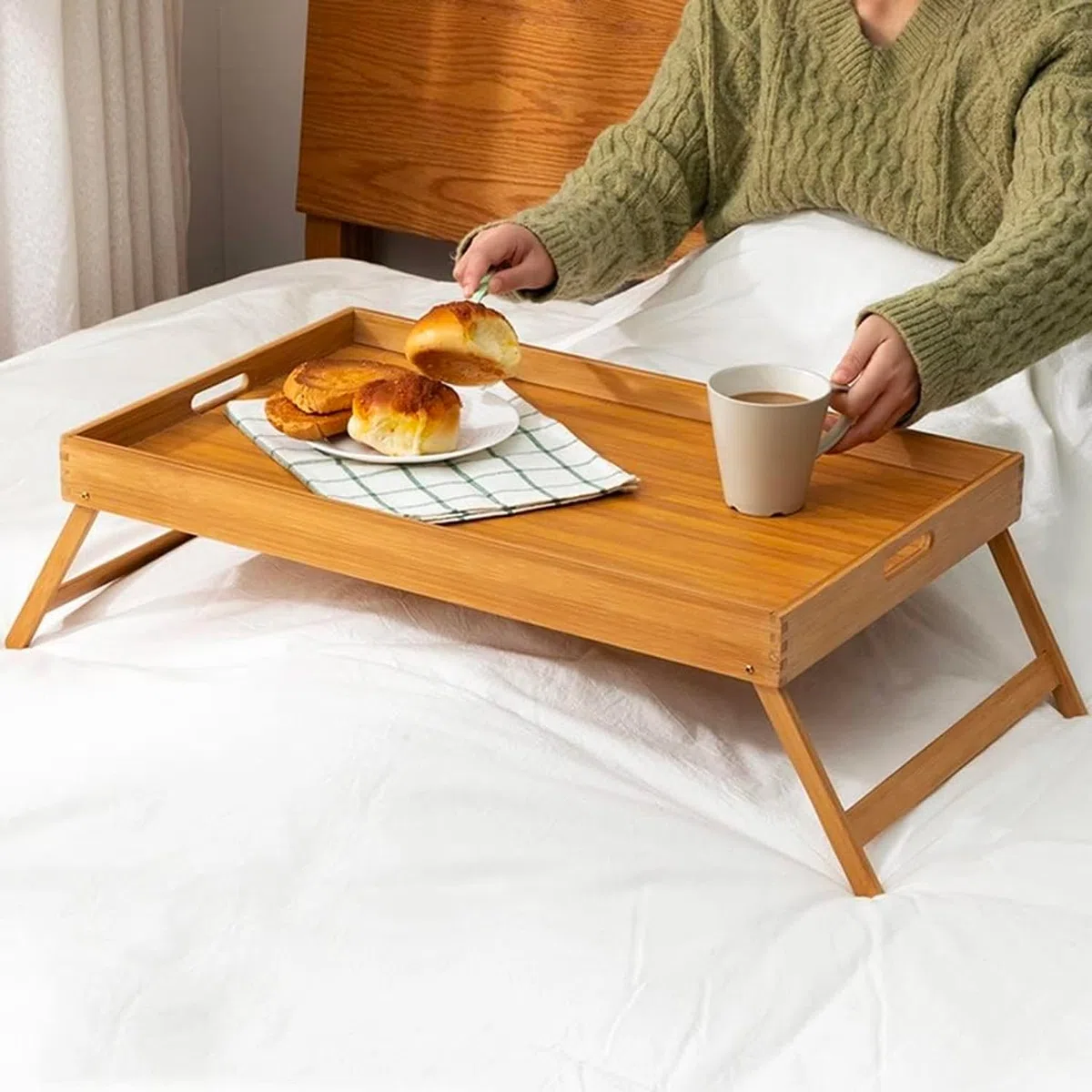 Wintem Tavolino per Colazione a Letto Pieghevole 50x30x21cm in Bambù - Ecologico e Durevole - Ideale anche per Lavorare al PC o per Leggere - Robusto e Stabile - Superficie Liscia Facile da Pulire
