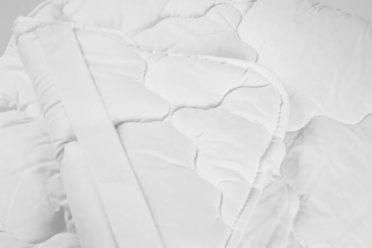 V.I.P. VERY IMPORTANT PILLOW - Topper Reversibile Estate/Inverno Piazza 90x200 500 gr