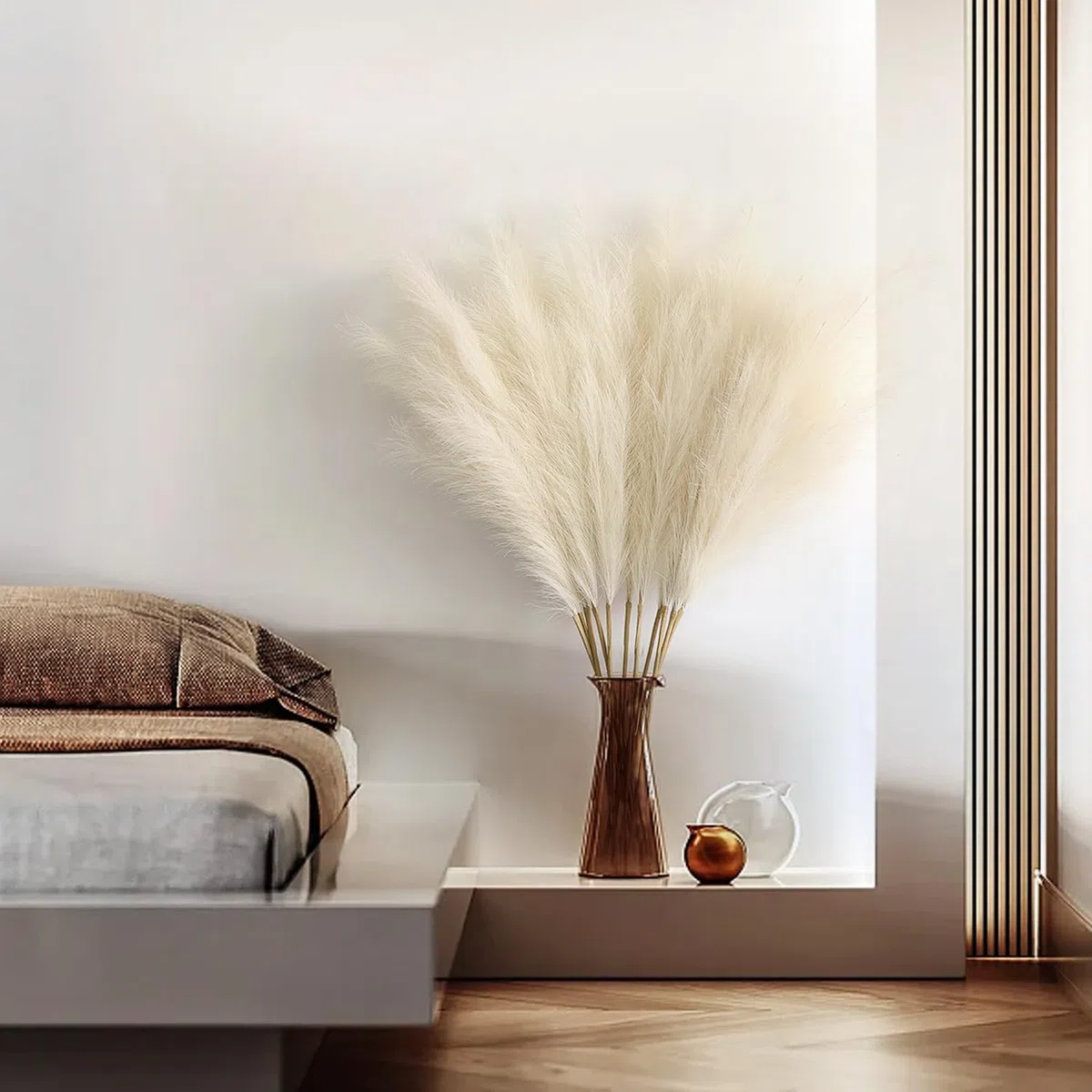 12 Pezzi Pampas Decorative Alte,115cm Erba Della Pampas Artificiale,Piume Decorative per Vaso,Soggiorno, Camera da Letto, Matrimonio,Arredamento Boho(Beige)