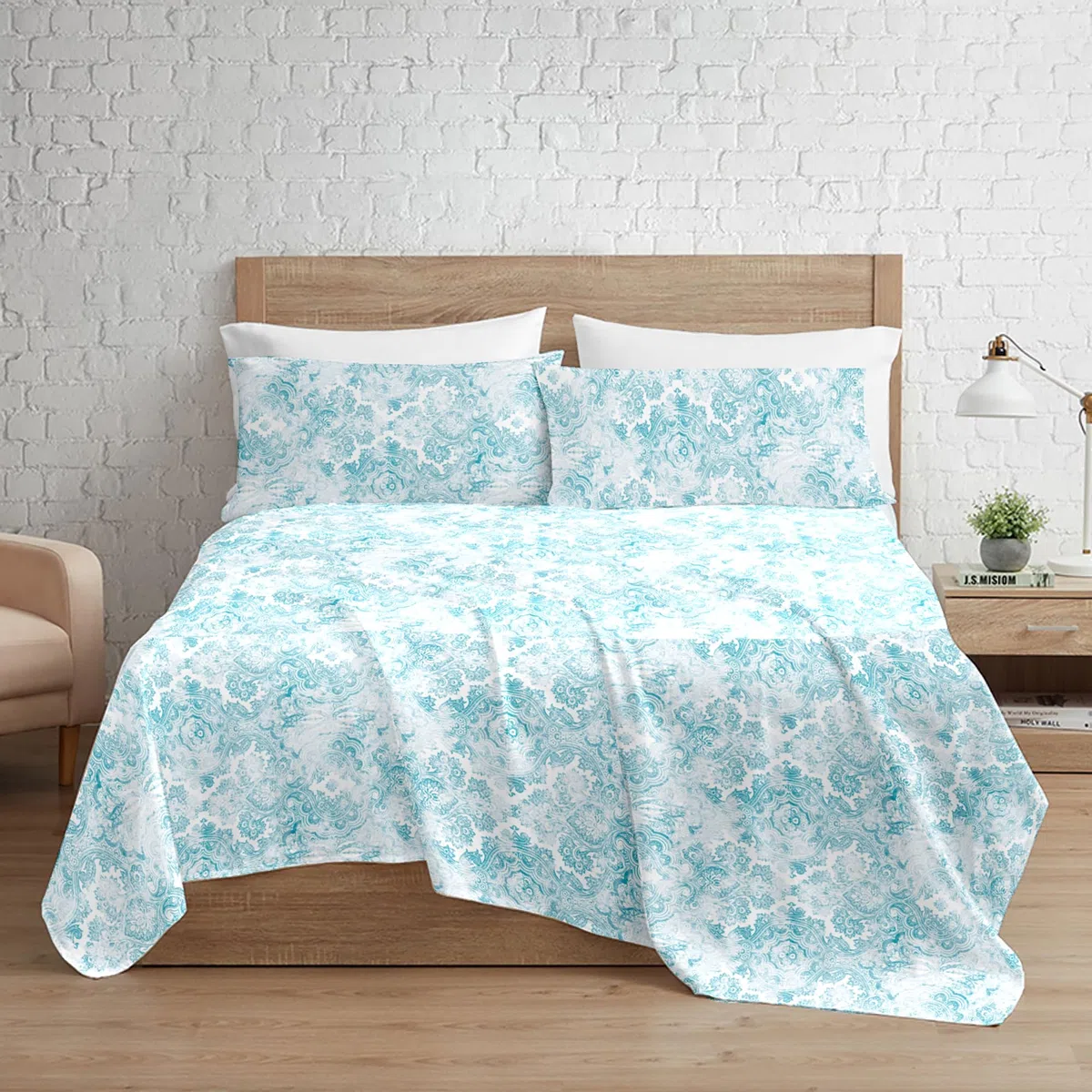 Ruggeri Set Lenzuola Letto Matrimoniale 4 Pezzi, 100% Cotone di Alta Qualità, Certificato Oeko-Tex, Lenzuolo con Angoli 170x200 cm, Lenzuolo Piatto 240x280 cm e 2 Federe 50x80 cm (Batik Azzurrro)