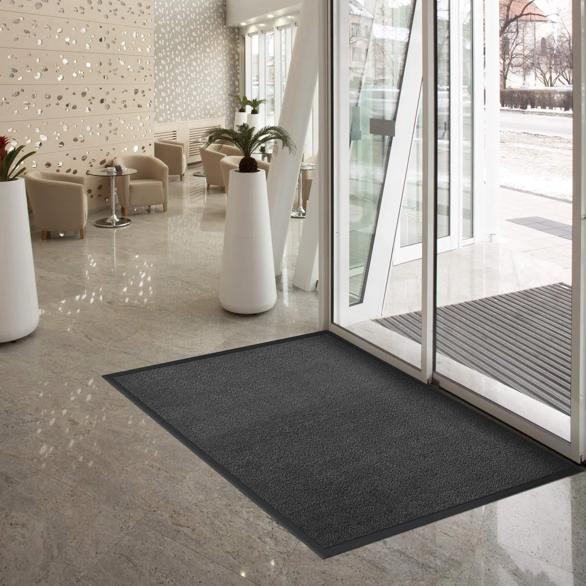 casa pura - Tappetino per Ingresso da interno SKY tappetino antiscivolo e antipolvere, zerbino d'ingresso per interni, zerbino lavabile e ultra assorbente - Antracite - 90x150 cm