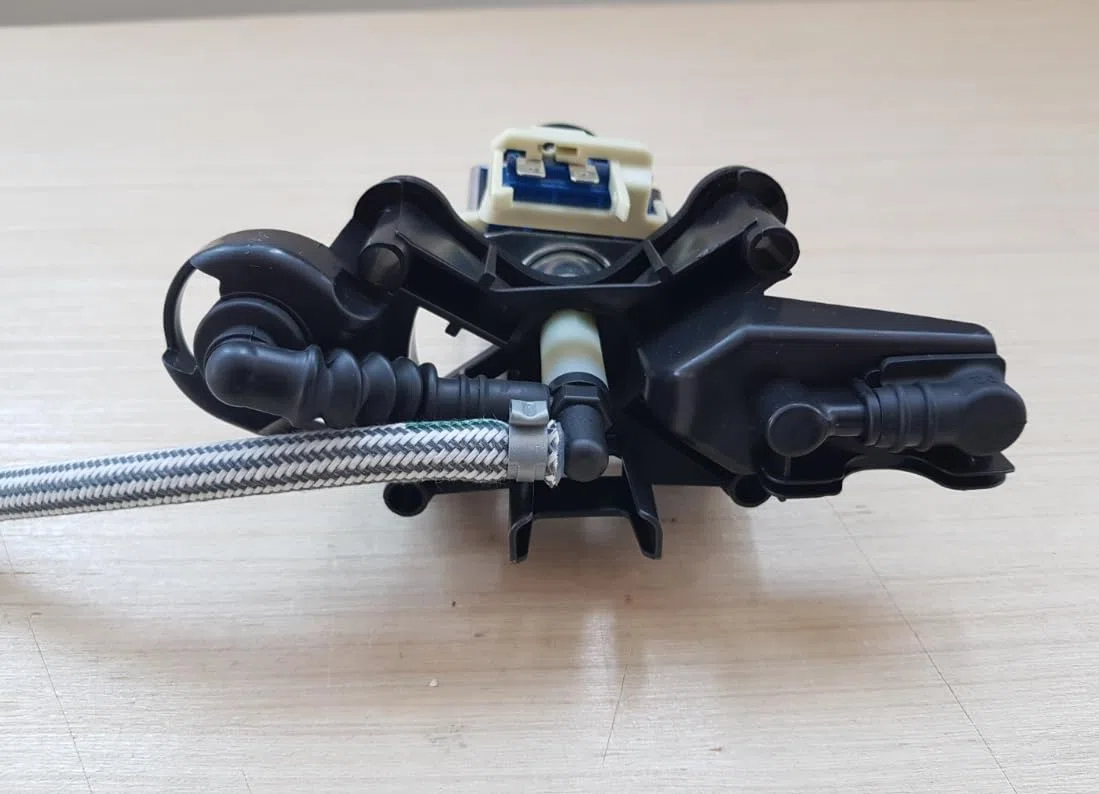CS-00137184 Pompa per ferro da stiro a vapore compatibile con Rowenta modelli D85xx, DG89xx