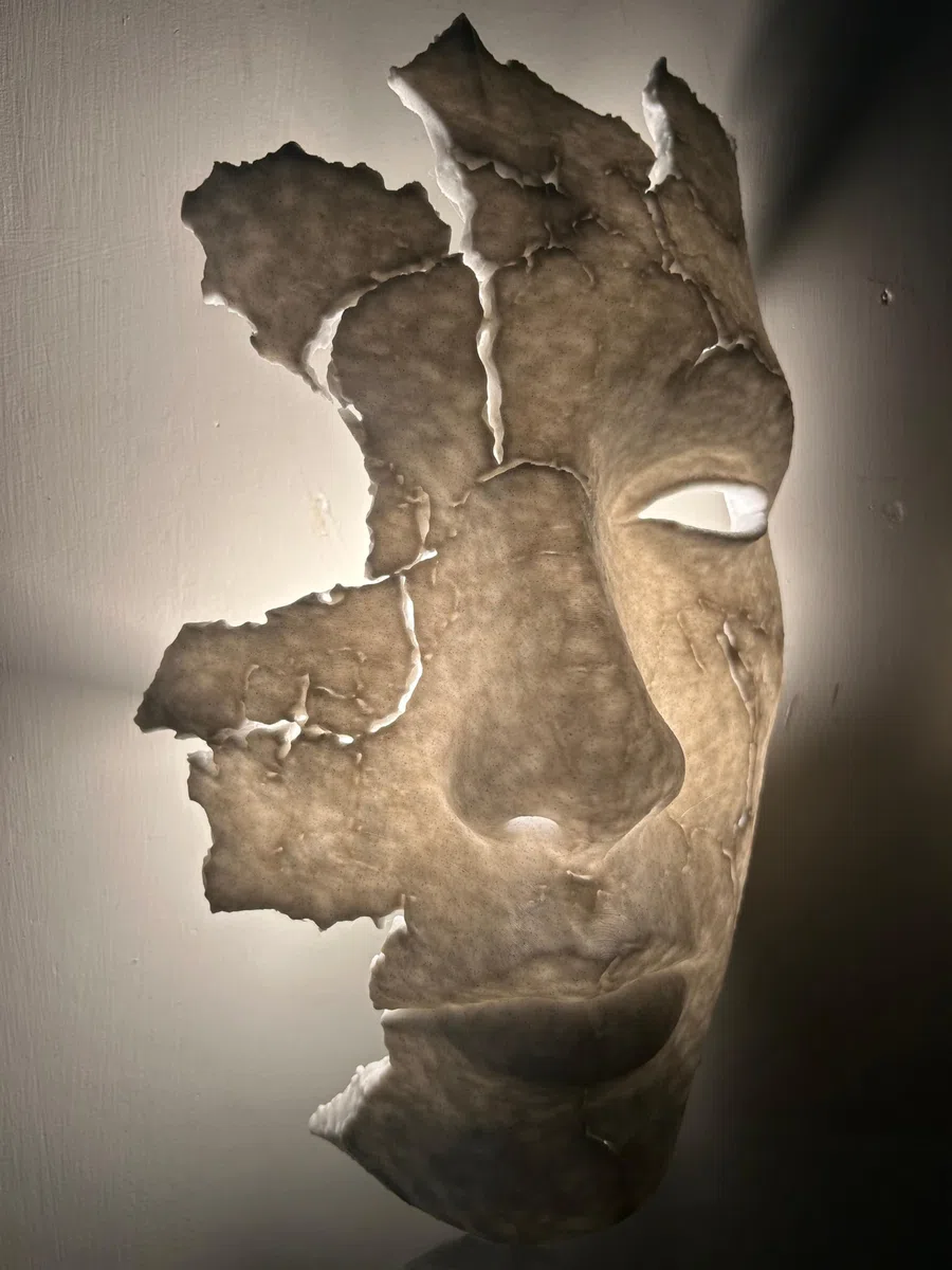 Nex-Home Maschera Decorativa da Parete - Moderna Scultura Artistica 3D Decorazione Wall Art Contemporanea per Casa, Studio, Ufficio e Gaming Foro per Portalampada E14 Design Moderno (Marmo - Grezzo)