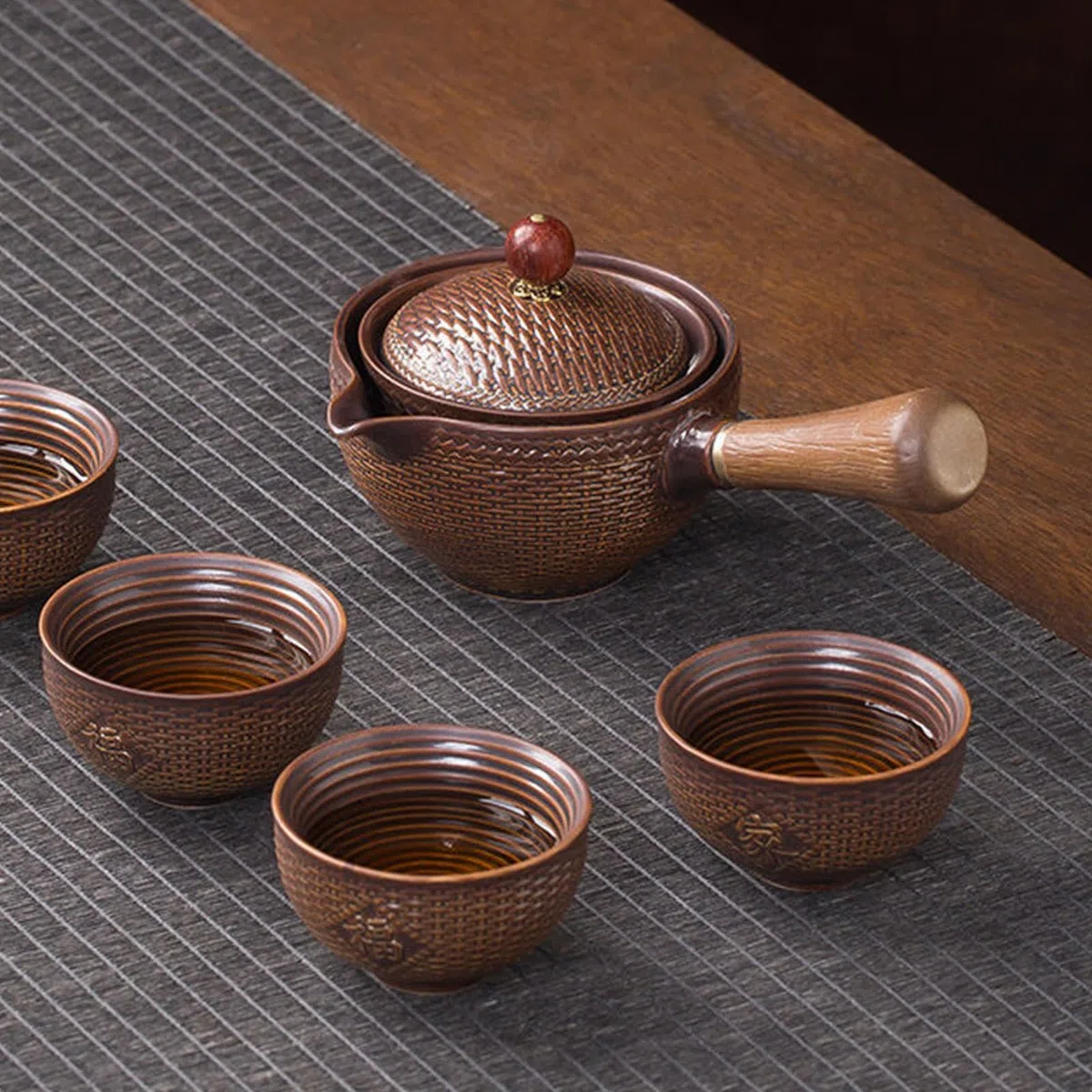 Teiera In Ceramica Cinese, 160ml Teiera Kung Fu In Ceramica Nera Con Manico Laterale, Macchina Per Tè Rotante A 360 Gradi, Attraente Distributore Di Tè Bollitore Per Tè Sfuso, Articoli Da Tè