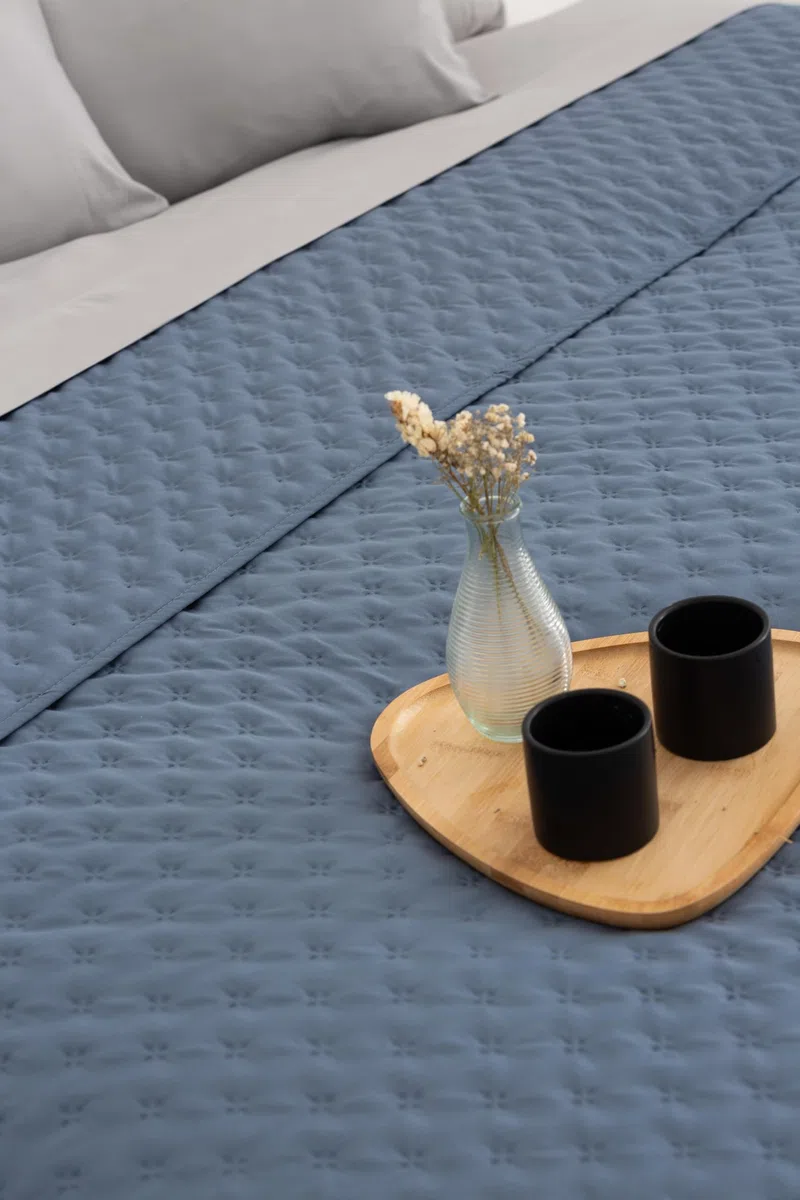 Todocama – Copriletto trapuntato sottile con motivo a stella per primavera, estate, autunno e inverno. 100% microfibra extra morbida. Copre letto multiuso. Letto da 140/150/160-250x260 cm, blu grigio