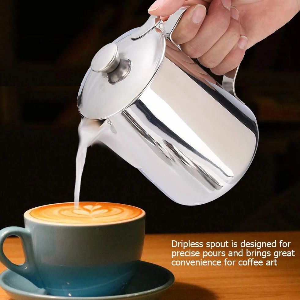 MAGT Bricco per Latte, 1000ml Brocca per Schiumare in Acciaio Inossidabile con Coperchio Brocca per Latte per Cappuccino ed Espresso