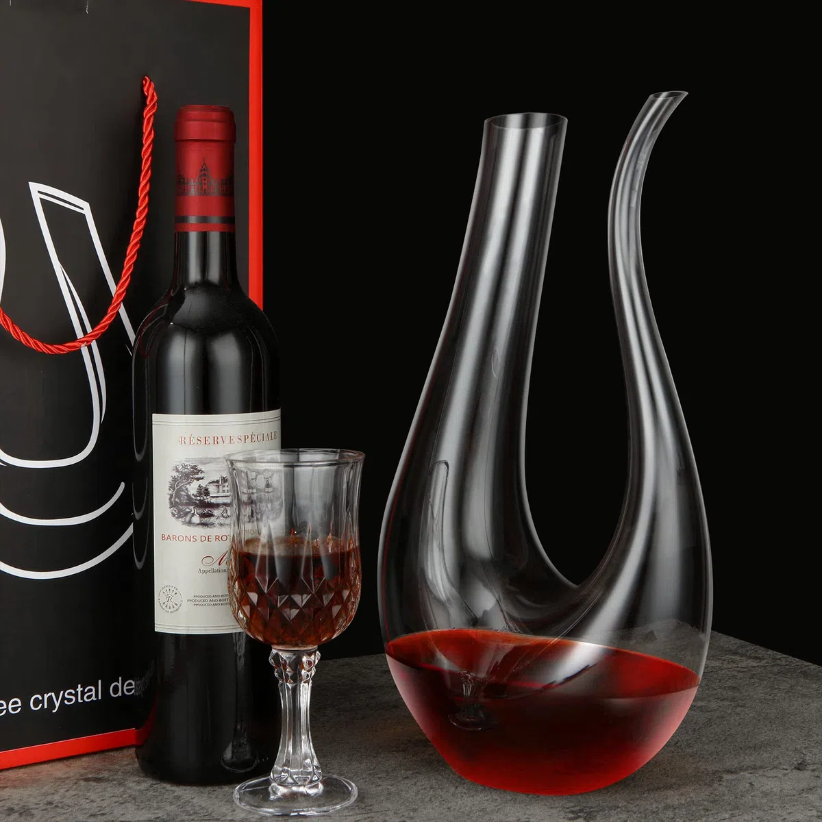 JMIATRY Decanter per vino a forma di U, decanter per vino in vetro da 1,5 litri, decanter classico per vino rosso con beccuccio inclinato facile da versare