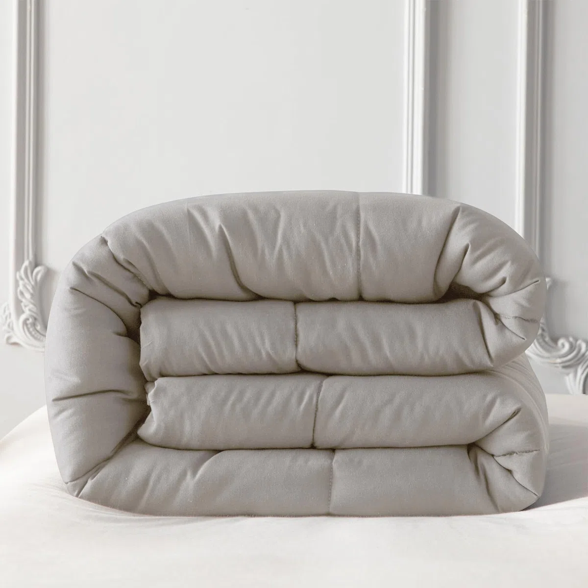 Piumino per 4 Stagioni, 200 x 200 cm, Trapunta in Microfibra, Piumone per Letto Matrimoniale, Traspirante e Super Morbido per Tutte le Stagioni, Grigio Chiaro