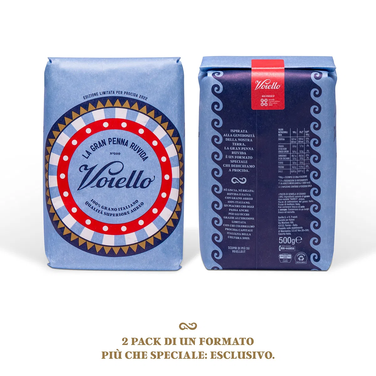 Voiello La Scaramantica Gift Box, Idea Regalo con 2 Pack di Pasta La Gran Penna Ruvida, 1 Piatto da Portata, 4 Sottopiatti, 4 Sottobicchieri, 4 Segnaposti, Edizione Limitata Dedicata a Procida