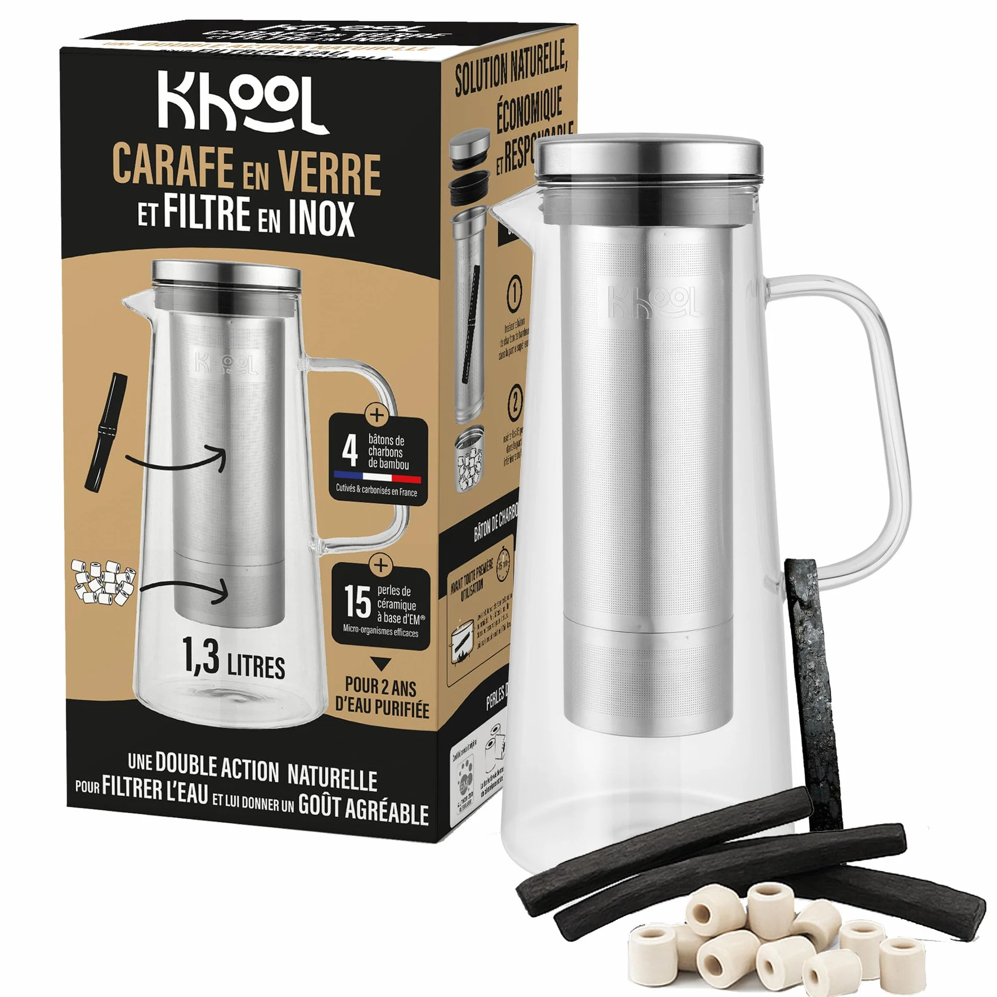 KHOOL | Caraffa d’acqua in vetro con filtro in acciaio inox | 15 perle di ceramica e 4 bastoncini di carbone di bambù | Purifica e migliora il gusto dell’acqua | +1 L