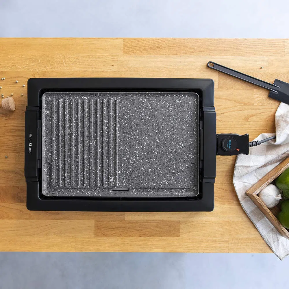 Cecotec Piastre Grill Tasty&Grill 2000 Inox MixStone. 2000 W, Termostato regolabile in 5 livelli di potenza, 37,5 x 24,5 cm, Include vassoio raccogli-grasso