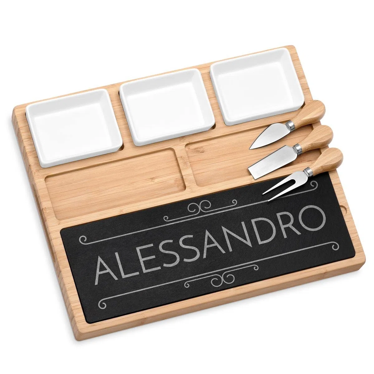 Maverton Tagliere per formaggio e salumi in ardesia - vassoio da portata in legno di bambù - set 3 posate - incisione personalizzata - rettangolare - idea compleanno per uomo - regalo di Natale - nome