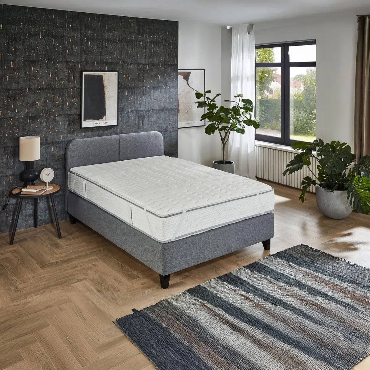 Coprimaterasso alto 2,5 cm, schiuma comfort a 7 zone, bianco, antiscivolo con angoli elastici (100 x 200 cm)