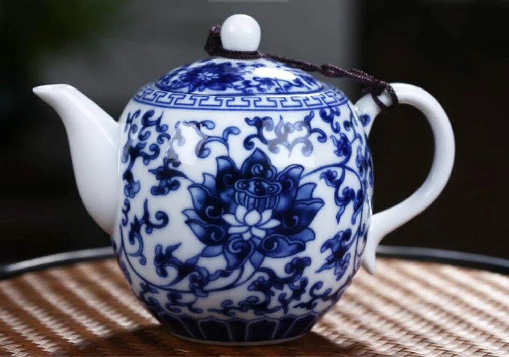 Cinese Jingdezhen Teiera Antica ad Alta capacità Dipinta a Mano Teiera in Ceramica di Porcellana Blu e Bianca - No.23