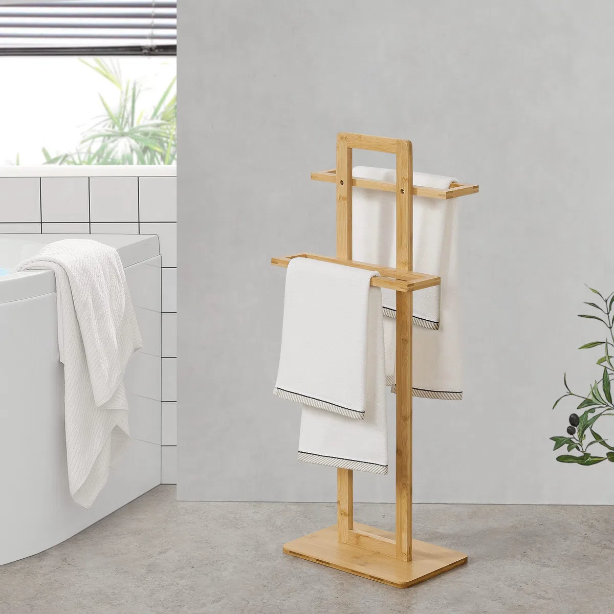 [en.casa] Portasciugamani da Terra (AxLxP) 85 x 33,5 x 20 cm Appendiasciugamani in Bambù Portasalviette a 2 Sbarre in Altezze Diverse