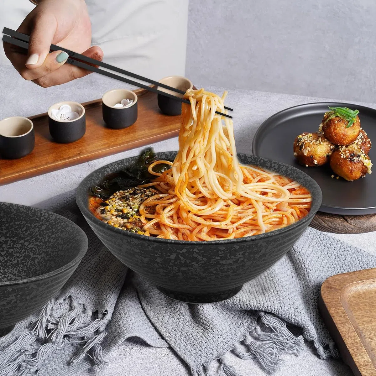 Ramen - Ciotola in ceramica, 2 ciotole da 1200 ml, in ceramica, con bacchette e cucchiai, 2 set di ciotole giapponesi
