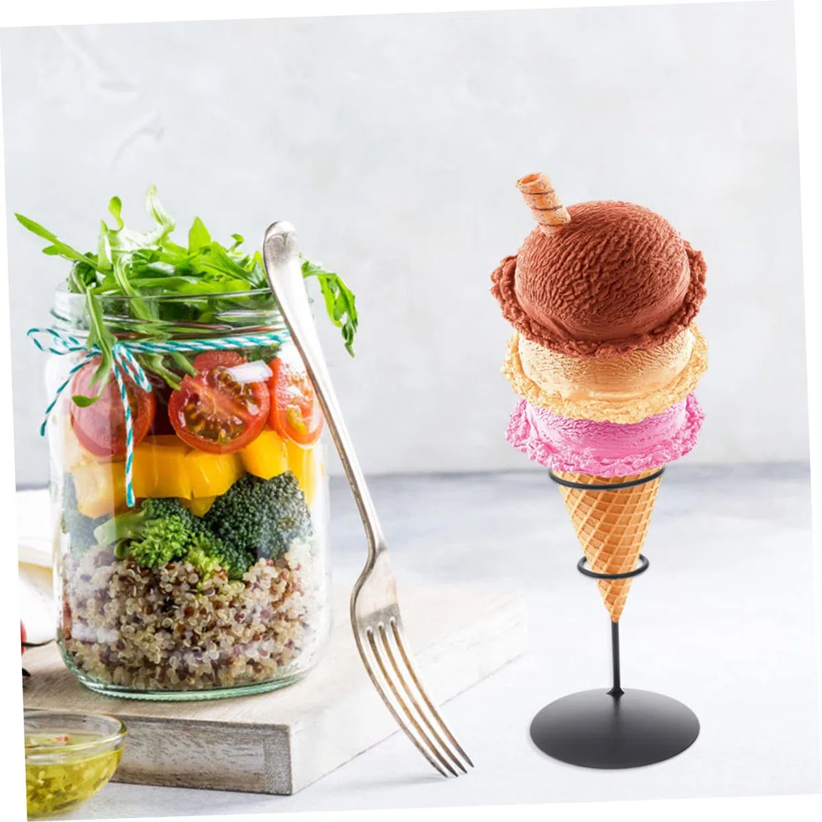 Healeved Porta Gelato Singolo Supporto Cono Gelato in Ferro 6.10X3.35X6.30 Pollici Accessorio Per Dessert Feste Gelaterie Panetterie
