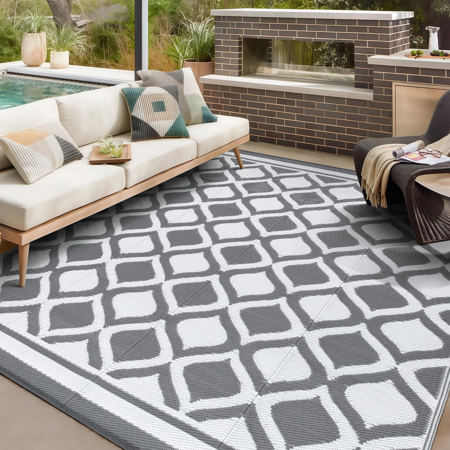 VK·LIVING Tappeto da Esterno Impermeabile 150X240cm Tappeto da Giardino Reversibile Tappeto da Esterno Moderno in Plastica Tappeti d'area Leggeri e Portatili per Balcone Campeggio Grigio&Bianco