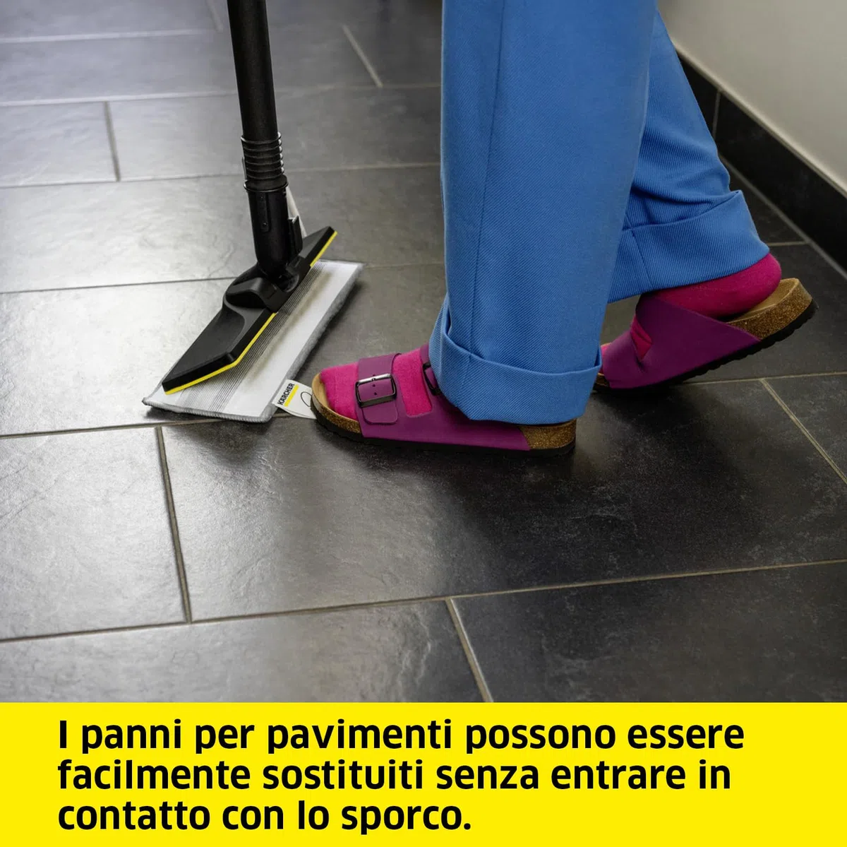 KÄRCHER Set panni per Pulizia, 2 panni universali per pavimenti (fibra ultrafine), 1 copertura abrasiva per bocchette manuali e 1 panno per lucidare, accessori originali per pulitori a vapore Kärcher