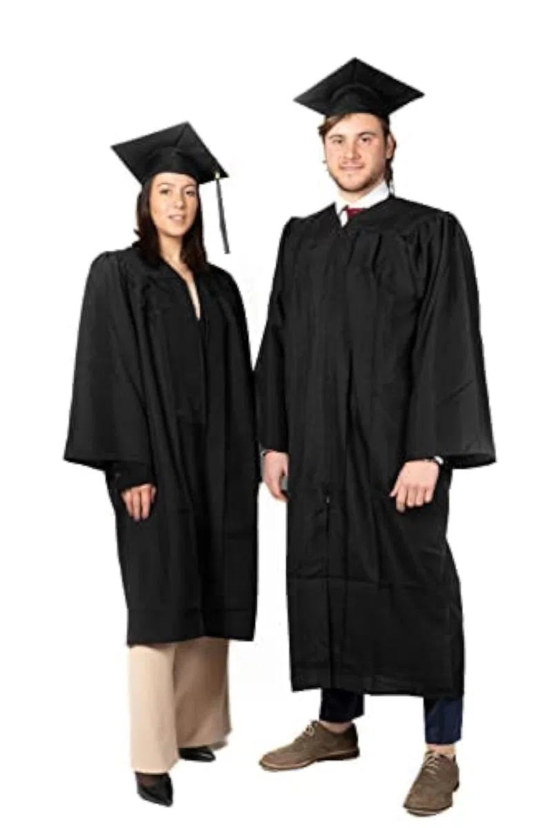Set Toga da Laurea con Tocco e Nappina – Toga Laurea Unisex in Microfibra Leggera Made in Italy, Guida Taglia Uomo Donna, Nera