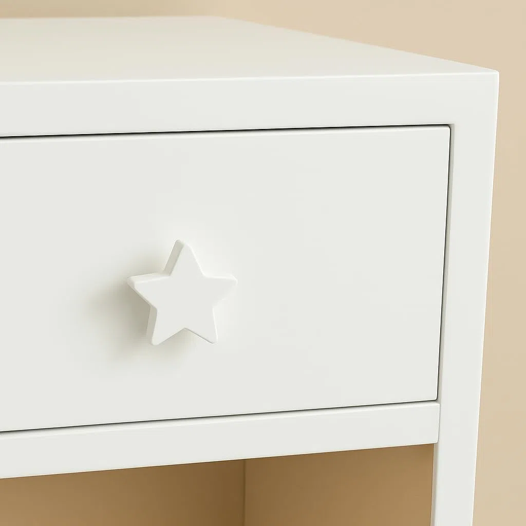 Pomelli Stella laccati. 6 unità. Pomelli per bambini laccati opachi. bianco