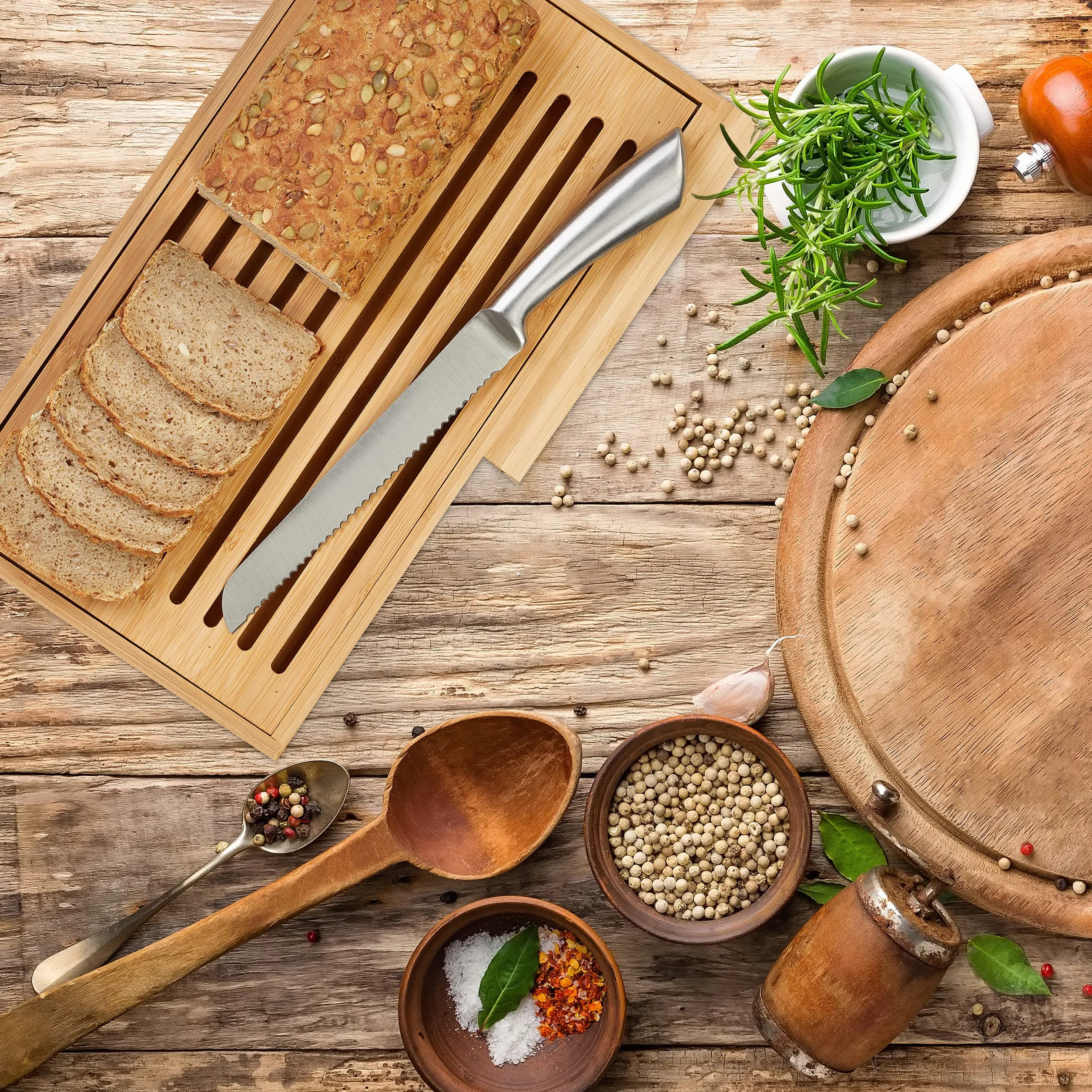 Relaxdays Tagliere per Pane, con Coltello in Acciaio Inox, Raccogli Briciole, Bambù, HLP 4x40x24 cm, Legno Naturale