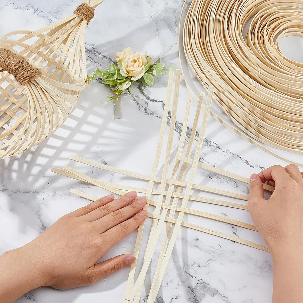 SUPERFINDINGS Pacco di 1 500g 0.6x0.1cm di Giunco Rattan per Intrecciare Cesti e Fare Mobili. Forniture per Riparare Il Rattan Materiale Naturale per Creare Artigianato in Rattan.