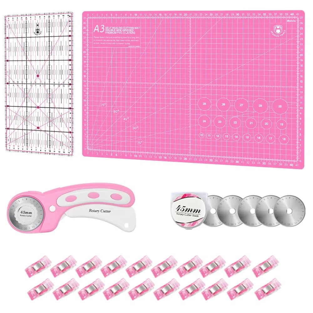 Set di taglierine rotanti – Kit per trapuntatura con taglierino per tessuto da 45 mm, 5 lame rotanti extra, tappetino da taglio autorigenerante A3, righello acrilico e clip da cucito, ideale per