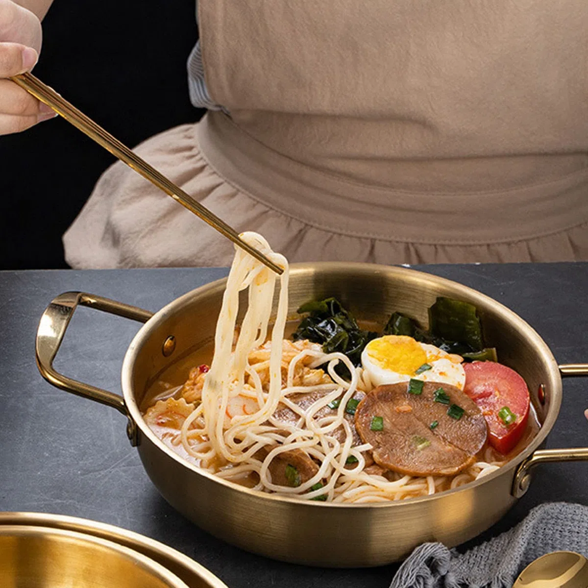 Buachois Pentola Coreana per Ramen,Inossidabile Oro Pentola Pentola Multiuso Pentola da Cucina Pentola da Cucina per Fornello a Gas, Fornello a Induzione(24cm)