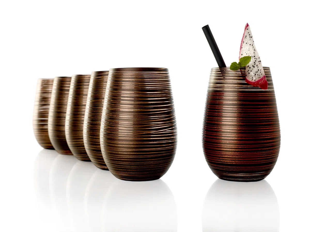 Stölzle Lausitz Set 6 Bicchieri Twister 465ml – Bicchieri in Cristallo Senza Piombo per Acqua Cocktail e Succhi – Design Elegante Nero-Bronzo – Resistenti agli Urti e Lavabili in Lavastoviglie