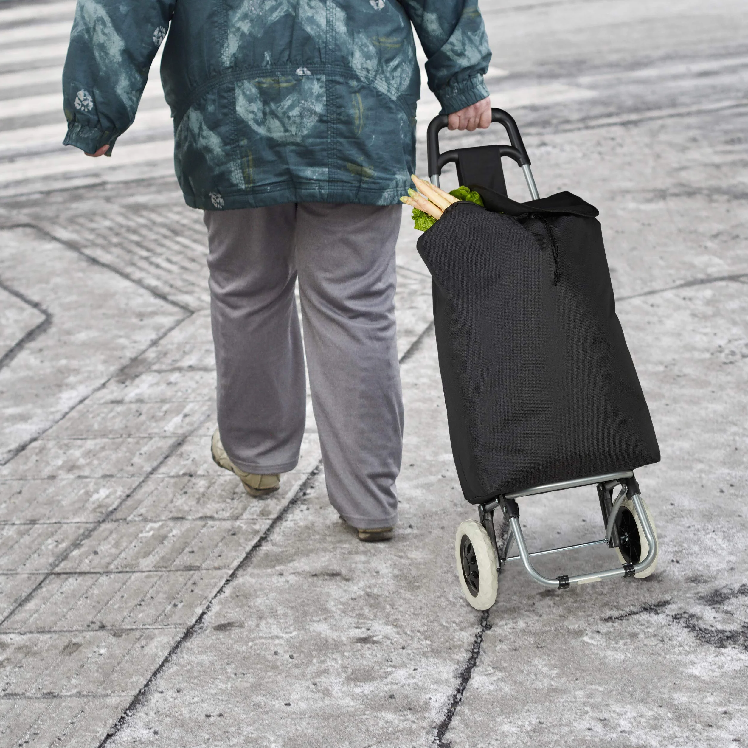 Relaxdays Carrello Pieghevole per la Spesa, Borsa Estraibile da 28 L, Pratico Trolley, Ruote, HLP 92,5x42x28 cm, in Nero
