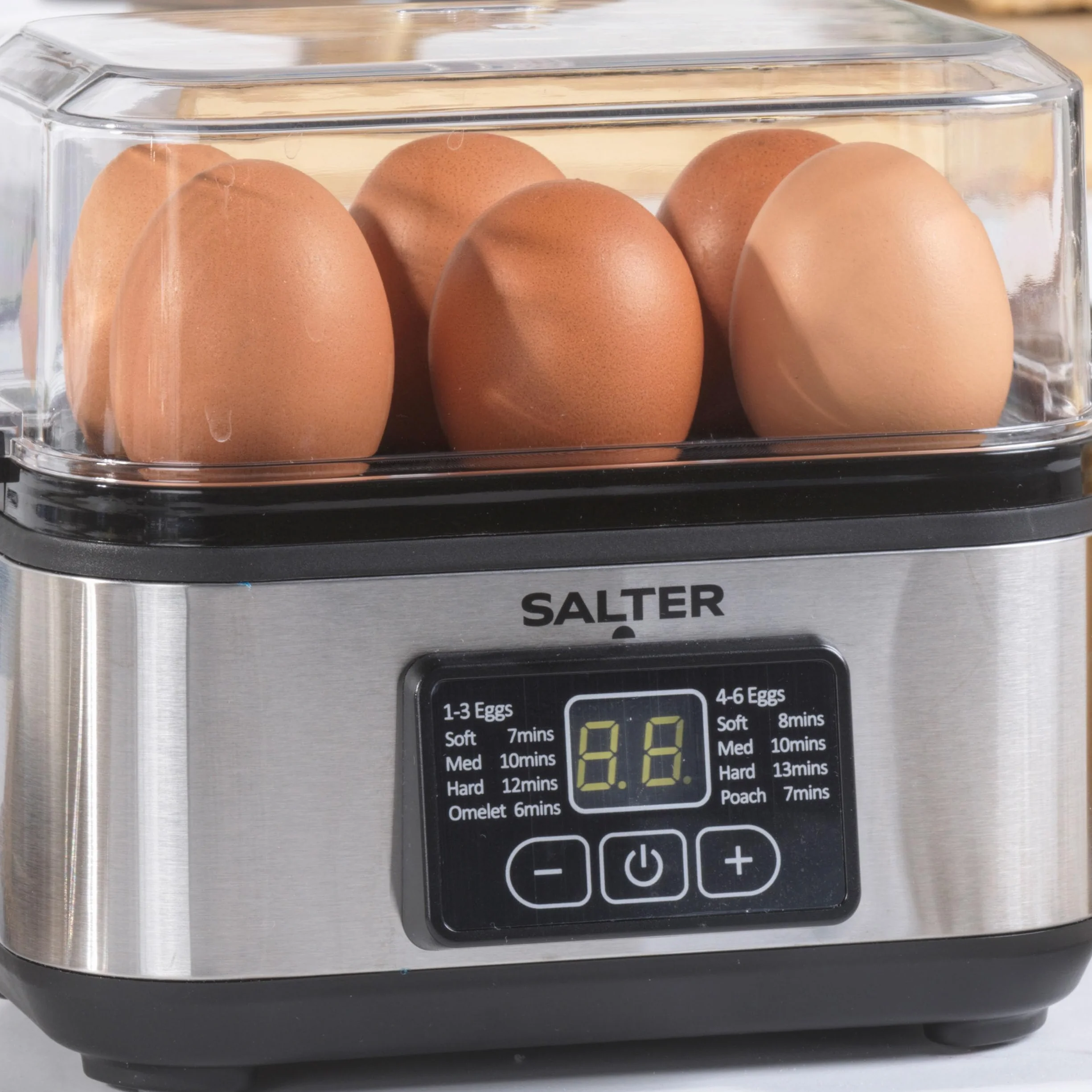 Cuociuova Digitale 3 in 1 Salter – Omelette elettriche, uova in camicia o bollite, capacità di 6 uova, display digitale LED, compatto. Include misurino, portauovo e cesto vapore. Potenza: 430W.