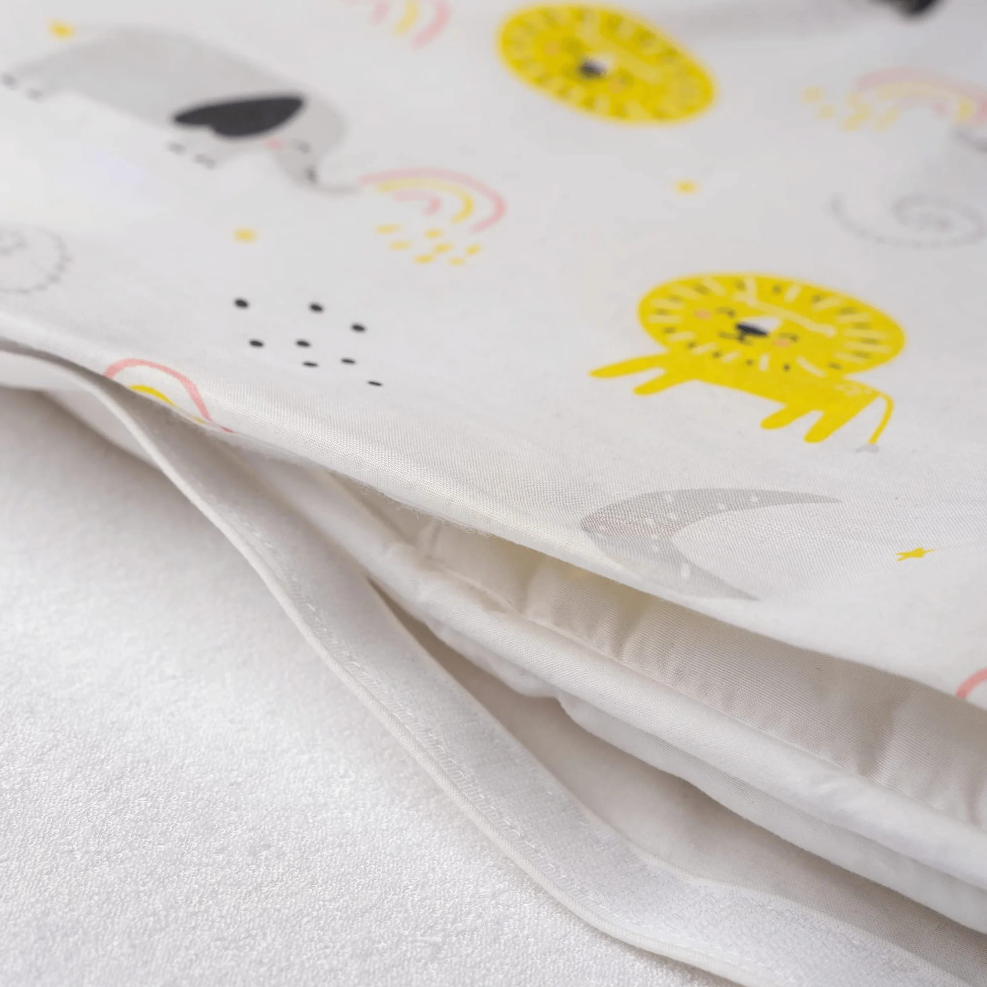 FlyIdeas Set Lenzuola Copripiumino & Copricuscino Bambino 120x150 cm / 40x60 cm per Culle e Lettino/Letto Singolo Neonati, 100% Morbido Cotone Certificato