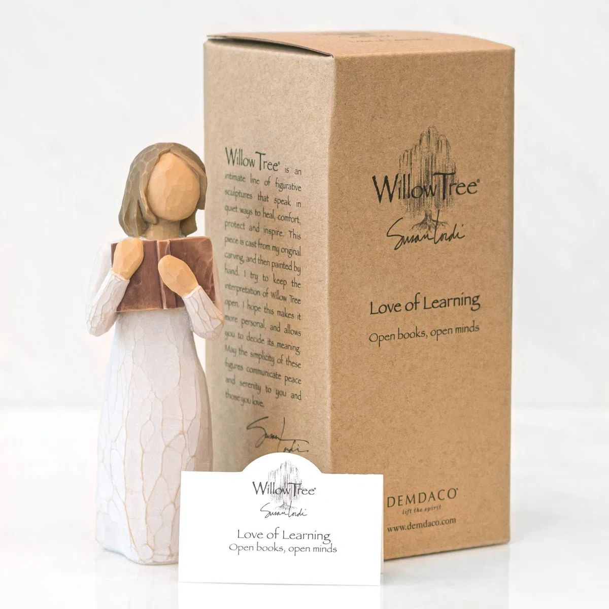 Willow Tree L'Amore per l'Apprendimento Resina, Design di Susan Lordi, 13.5 cm