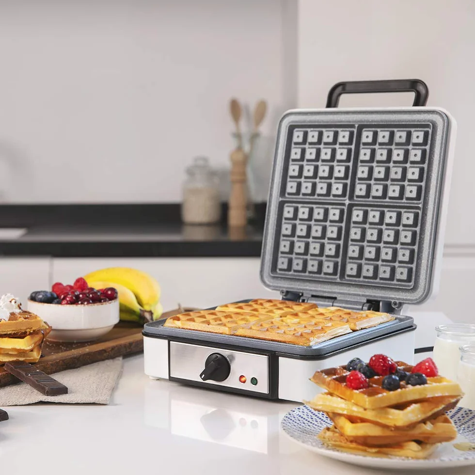 Cecotec - Waffle Maker elettrico per waffle, 4Inox 1200 W, acciaio inossidabile, 4 cialde alla volta, rivestimento antiaderente Rockstone, temperatura regolabile