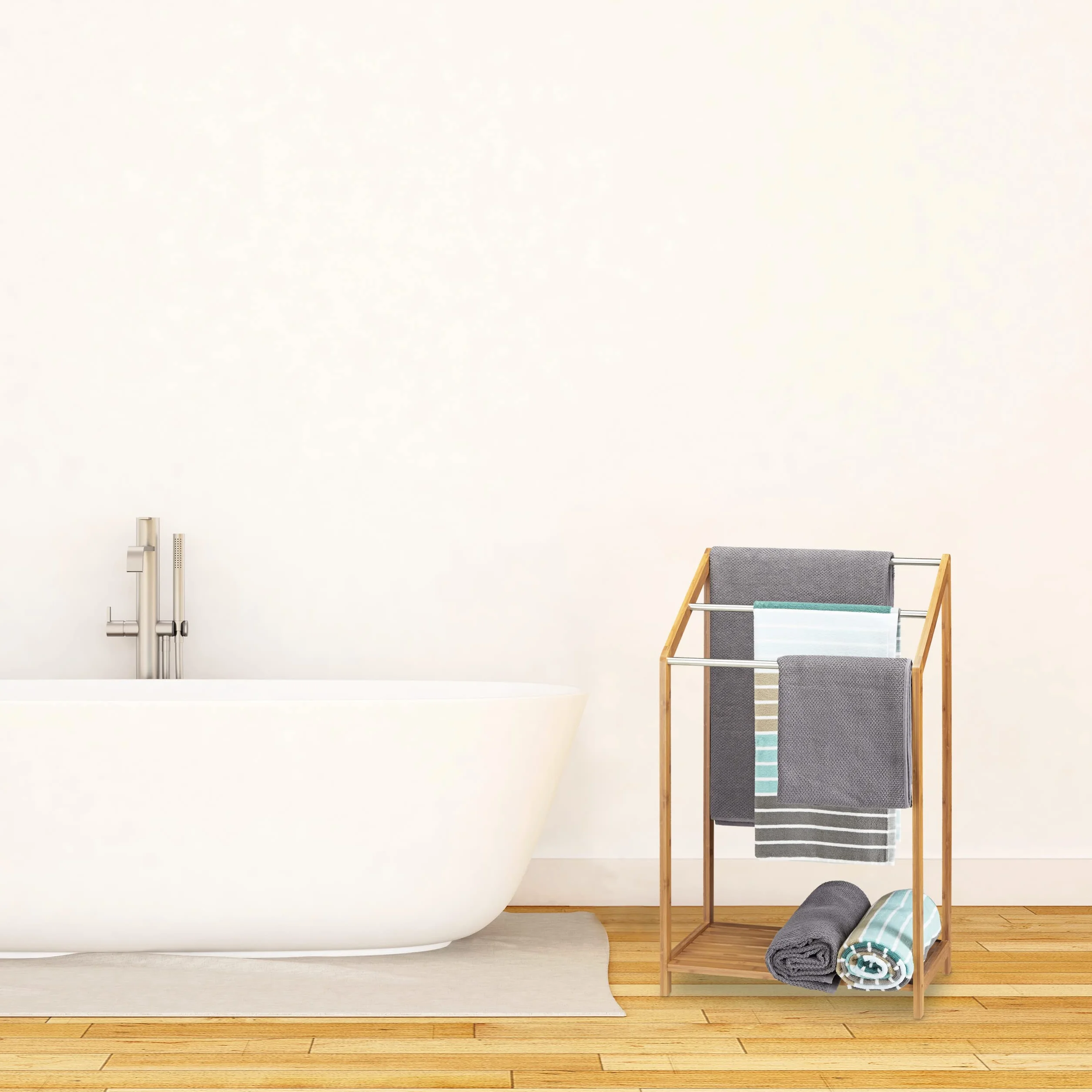 Relaxdays Porta Asciugamani in Bambù, con 3 Aste, Stand da Terra per Bagno, Moderno, HLP 85 x 51 x 31 cm, Legno Naturale