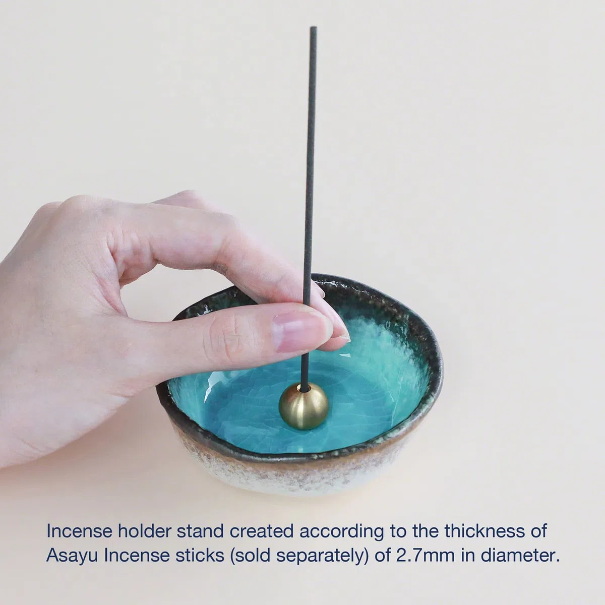 Asayu Japan Mini Porta Incenso per Bastoncini (8.3cm) Set di Cattura Cenere in Ceramica con Supporto Rimovibile in Ottone per Brunciaincenso, Fatto in Giappone, Per Relax (Blu Oceano Naturale)