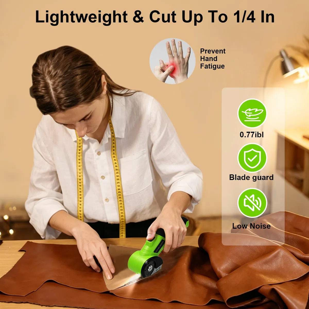 Taglierina Elettrica Rotante 4V, Forbici Elettriche Ricaricabili con Lama Autoaffilante e LED – Per Tessuti, Cucito, Pelle, Moquette, Cartone, Plastica – Idea Regalo Fai da Te, Atelier (Verde)