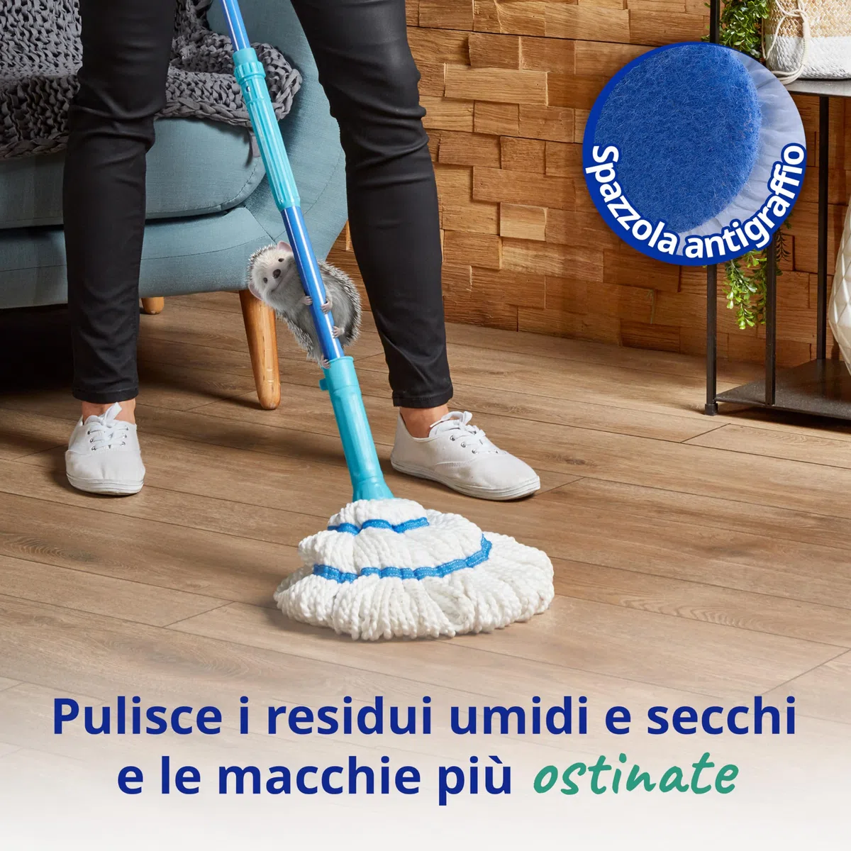Spontex Twist Mop– Mop lavapavimenti in microfibra con sistema di strizzatura automatica integrato– Pad di pulizia non graffiante per macchie difficili – Pulisce pavimenti in laminato–Testina lavabile