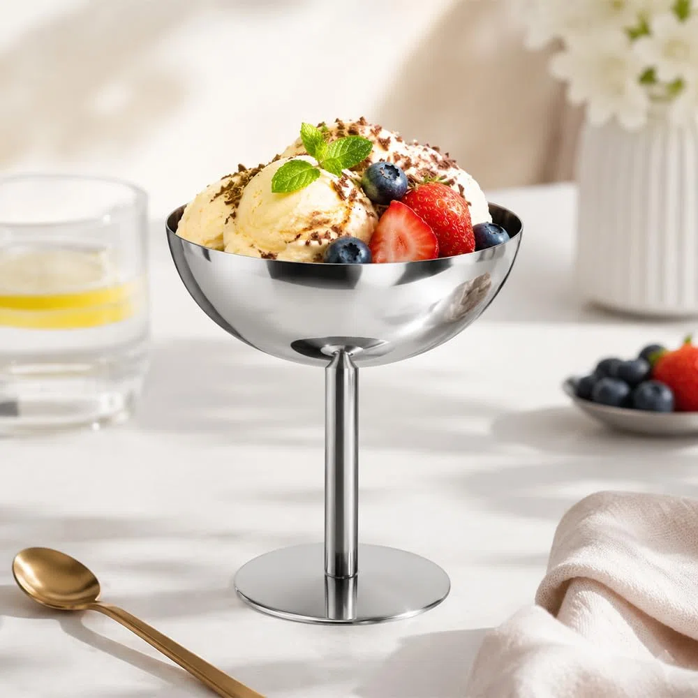 4 Pezzi Coppe Gelato Acciaio Inox 240 ml Coppette Gelato con Piede Tazza Coppe Dessert in Acciaio Inossidabile Ciotole da Dessert per Budino Yogurt Frutta Insalata (10 x 11 cm)