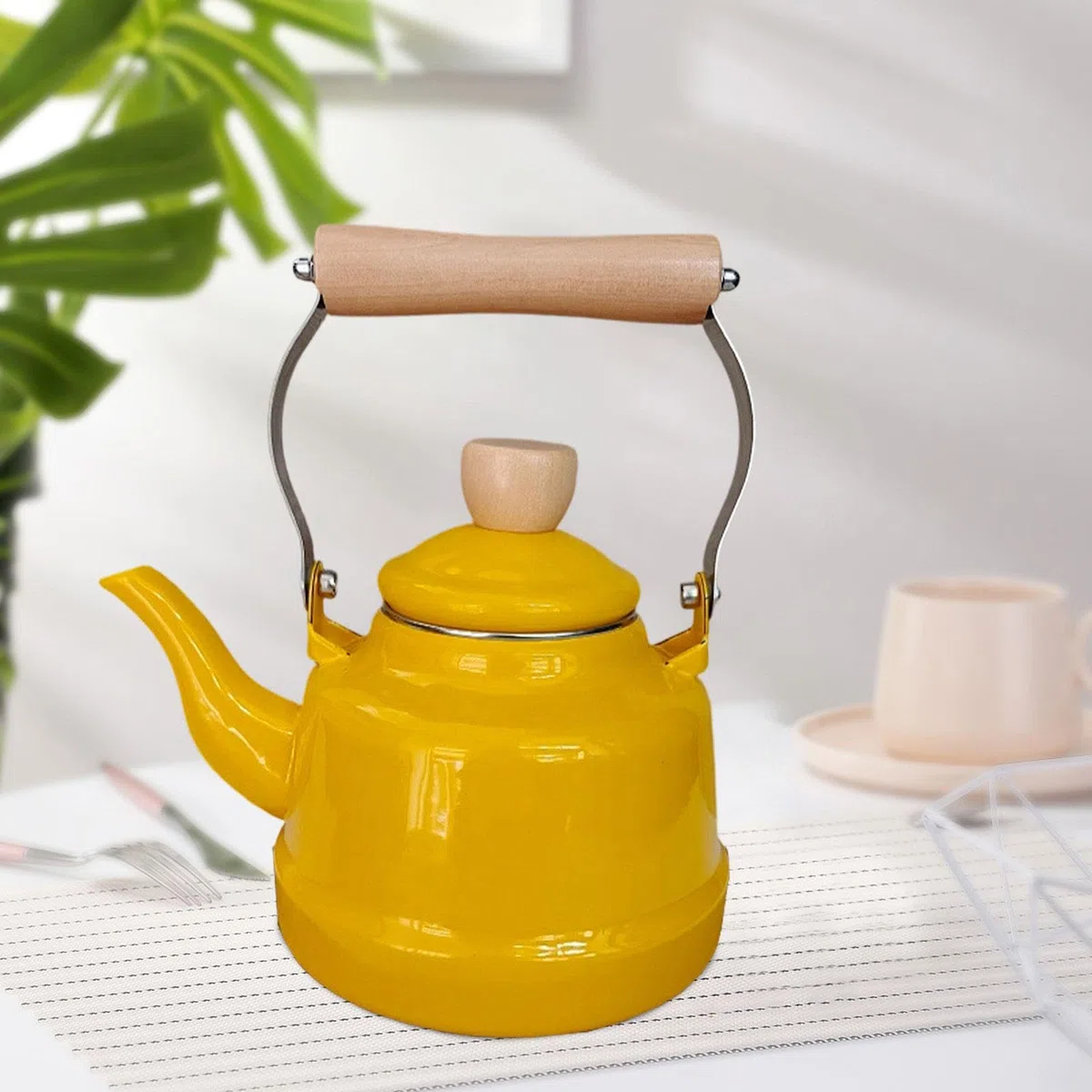 Bollitore per tè e acqua in smalto da 1,7 litri, resistente al calore, scaldalatte, caffettiera retrò, teiera per tè e caffè per cucina, casa, Giallo