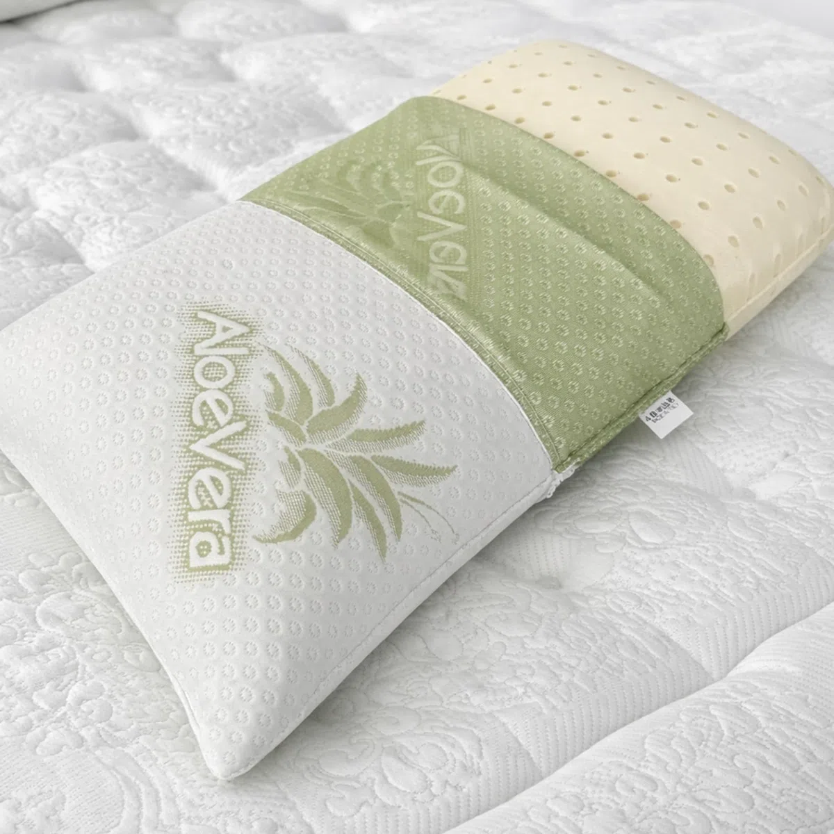 Materassi Russo Coppia Cuscini Memory Foam 40x70 cm, Altezza 18 cm, Guanciali Letto Modello Saponetta Medio Morbidi con Fodera Aloe Vera Sfoderabile, Made in Italy