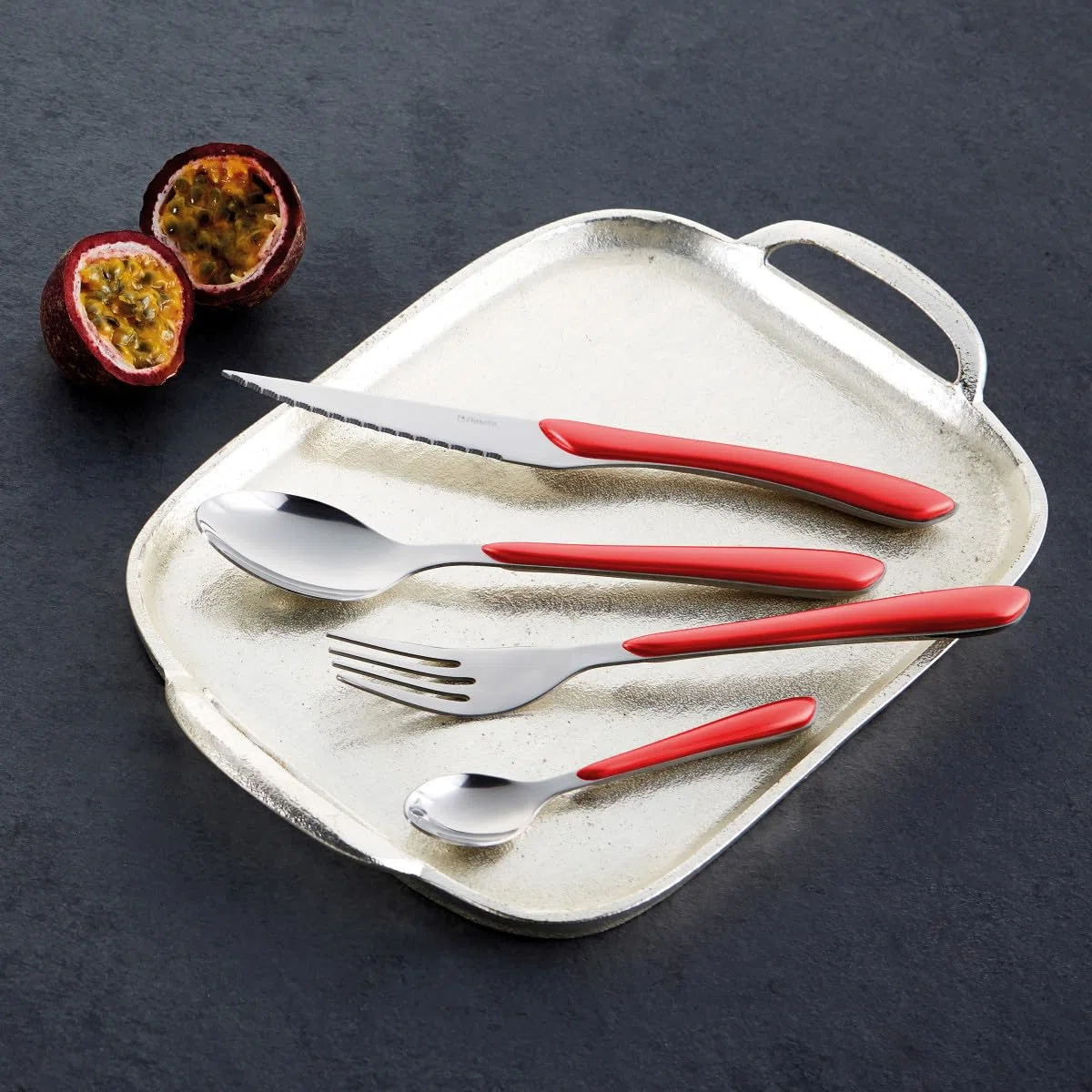 AMEFA - Ménagère 24 couverts de table pour 6 personnes - Eclat - Acier inoxydable 18/0, Finition Brillante - Rouge