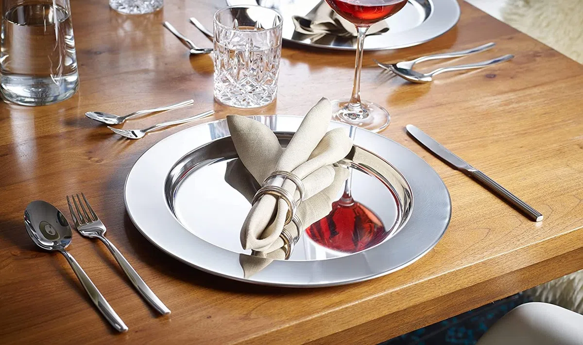 ECHTWERK Set di 4 sottopiatti/piatti da portata 'Shiny' in acciaio inossidabile, Edizione Argento, Ø 33,2 cm