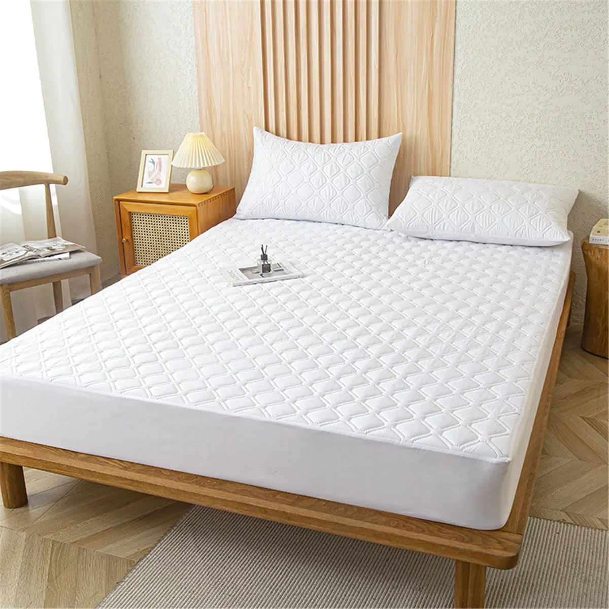 Odot Trapuntati Lenzuola Coprimaterasso con Angoli, Impermeabile Extra Profondo Morbido Elastica Proteggi Coprimaterasso per Letto Singolo Matrimoniale King Size (Bianco,180x220+28cm)