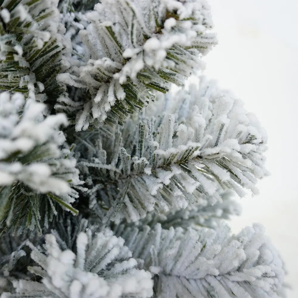 Albero Di Natale Pinetto Innevato 60 Cm Fogliame Folto e Realistico In PVC, Base In Juta Albero Di Natale Piccolo Da Appoggio Pronto