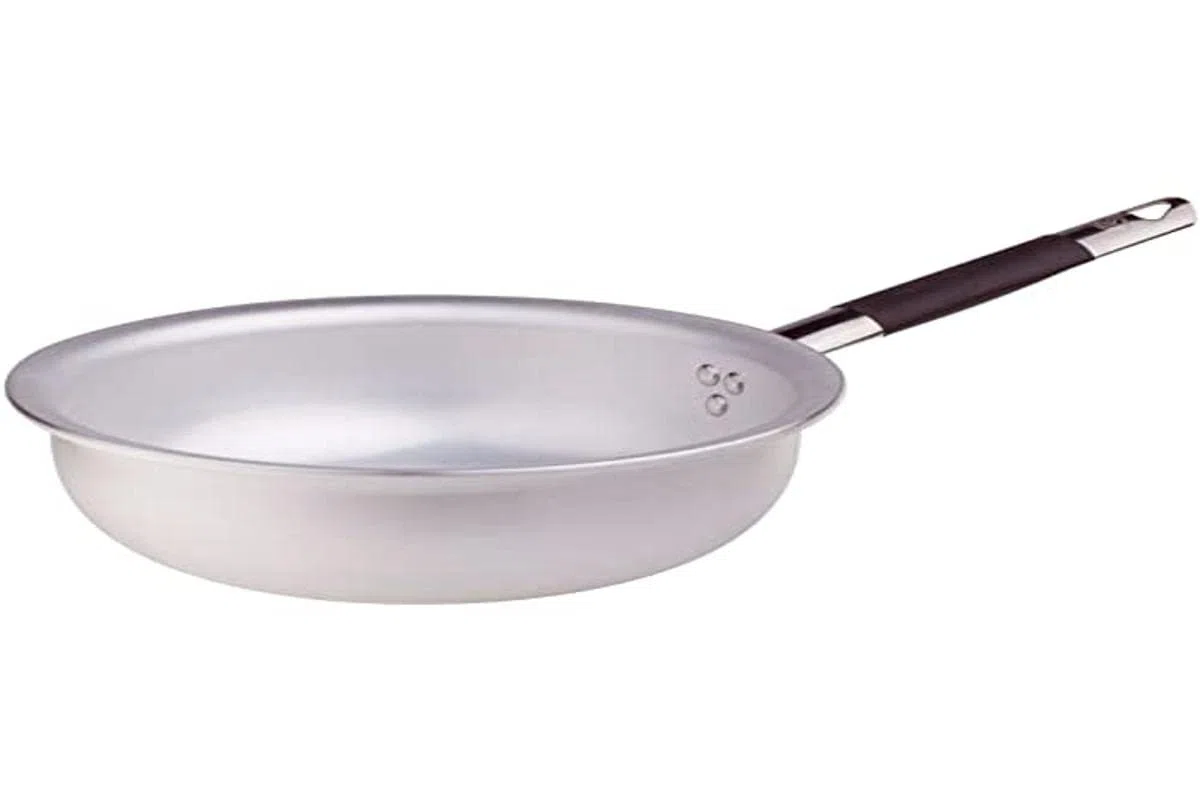 Pentole Agnelli ALMC1111BMC32 Mantecare Padella Salta Pasta e Riso, Radiante, in Alluminio, Spessore 5 mm, con Manico Tubolare in Acciaio Inossidabile ”Cool”, 32 cm, Argento