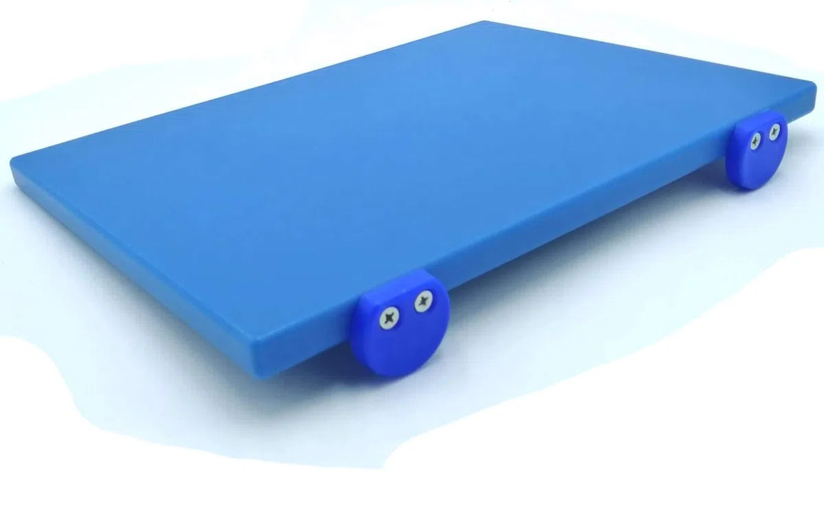 Tagliere 60x40x2 blu con fermi Made In Itay